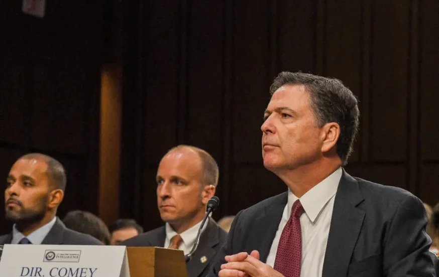 סערה בארצות הברית: ראש ה FBI לשעבר יעמוד לדין בגלל פוסט אחד