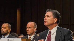 סערה בארצות הברית: ראש ה FBI לשעבר יעמוד לדין בגלל פוסט אחד