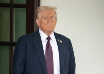 תדרוך ביטחוני רגיש: טראמפ שוקל מהלך צבאי דרמטי נגד איראן