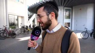 מפגין לחרדי - "אתה לא אח שלי": המשפט מקפלן שזעזע את דולב דוידוביץ'