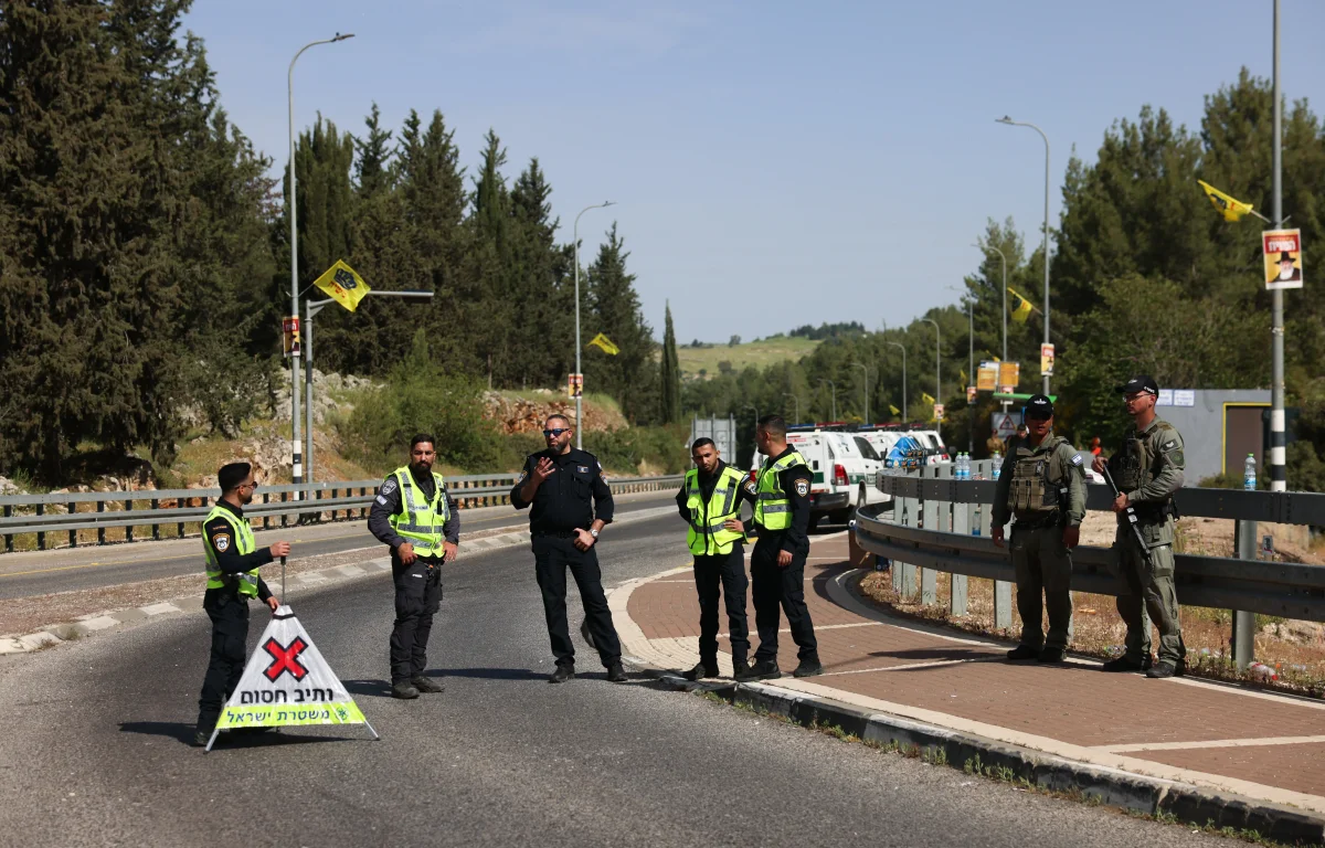דרמה ליד מירון: רכב פרץ מחסום, שוטר ירה באוויר