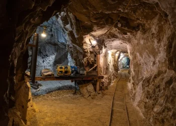 תגלית ענק ביאנמר: אבן אודם נדירה התגלתה במשקל 11,000 קראט תגלית ענק ביאנמר: אבן אודם נדירה התגלתה במשקל 11,000 קראט