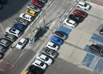 מסוכן על הכביש: אלו הן הערים שבהן כלי הרכב הם הכי "מבוגרים"