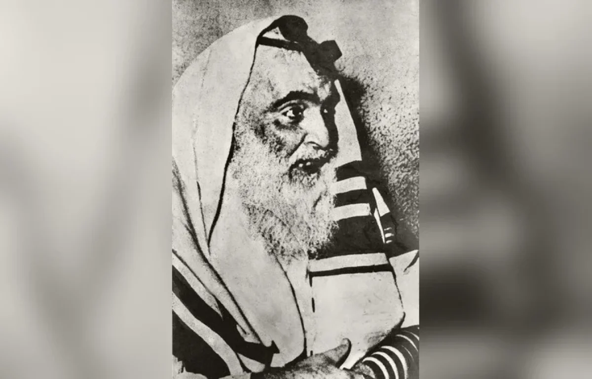הבבא סאלי אמר עליו: "לך לשם ותיוושע". הצדיק שקברו הפך למוקד הישועות
