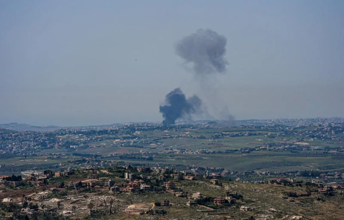 אחרי האזהרה לתושבים: צה"ל החל לתקוף תשתיות חיזבאללה בדרום לבנון