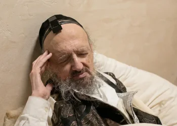 העתירו בתפילות: המקובל רבי דב קוק אושפז במצב קשה מאד