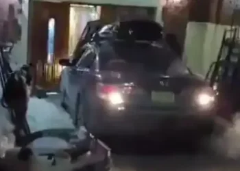 חמור מאוד: התנגש במכוון במרכז חב"ד - ולא יואשם בפשע שנאה