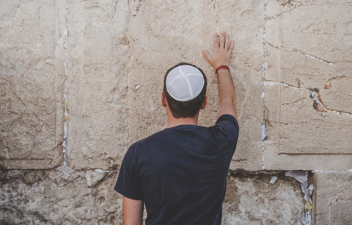 ממתינים לזיווג? 7 עצות וסגולות שכל רווק ורווקה צריכים להכיר