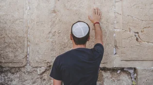 ממתינים לזיווג? 7 עצות וסגולות שכל רווק ורווקה צריכים להכיר