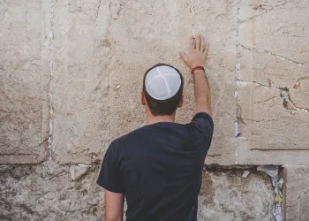 ממתינים לזיווג? 7 עצות וסגולות שכל רווק ורווקה צריכים להכיר