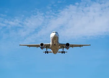 משבר הדלק שמטלטל את עולם התעופה: המחירים זינקו פי שניים משבר הדלק שמטלטל את עולם התעופה: המחירים זינקו פי שניים