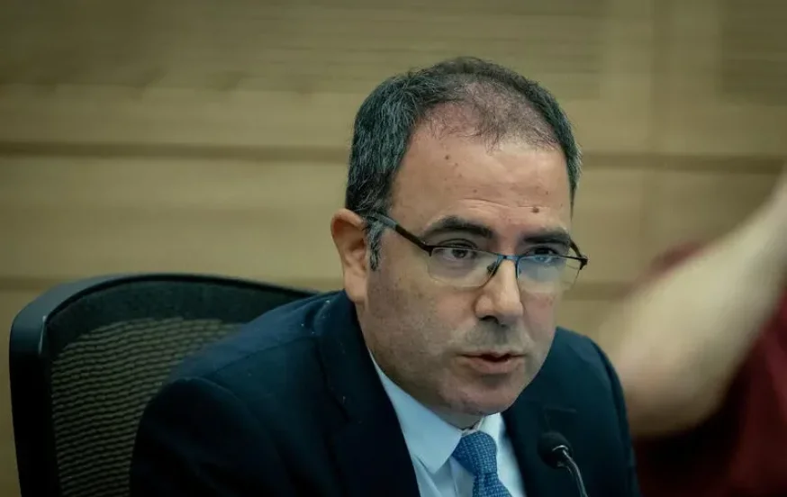 מהלך דורסני: אלפי זוגות חרדים עלולים להיזרק מתוכנית "דירה בהנחה" מהלך דורסני: אלפי זוגות חרדים עלולים להיזרק מתוכנית "דירה בהנחה"