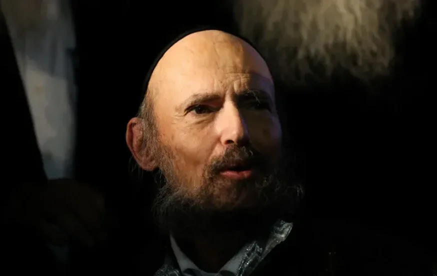 העתירו בתפילות: החמרה במצבו של הרב דב קוק העתירו בתפילות: החמרה במצבו של הרב דב קוק