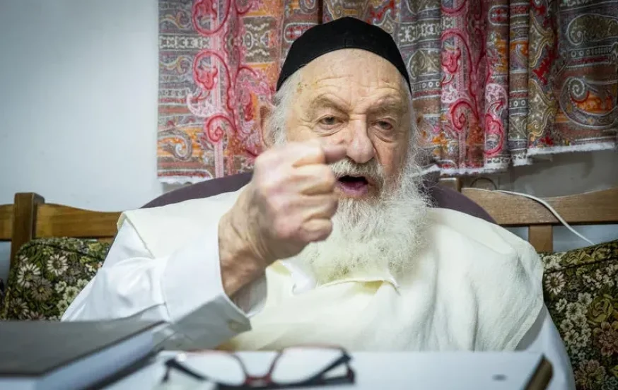 מהבמה אל אור התורה: 10 עובדות על מסע חייו של הרב אורי זוהר