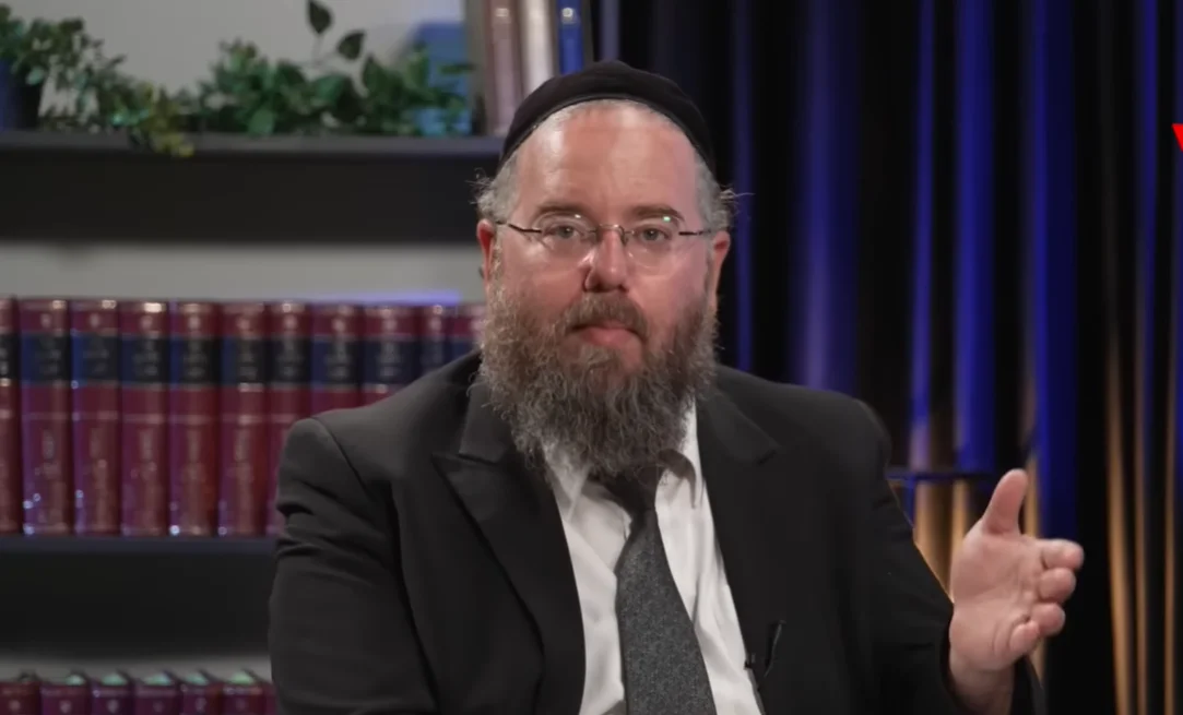 האם האותיות רומזות על הגאולה? | הרב שמשון פוקס