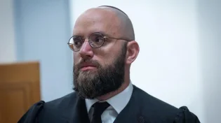 בג"ץ דן בסגירת גלי צה"ל: המדינה דורשת לשים סוף לתחנה פוליטית בתוך הצבא