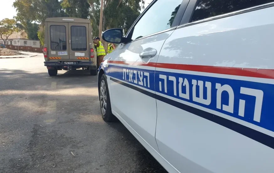 "שיא" חדש ברדיפה: שלושה בחורי ישיבה נעצרו והוסגרו למשטרה הצבאית "שיא" חדש ברדיפה: שלושה בחורי ישיבה נעצרו והוסגרו למשטרה הצבאית