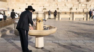 מחפשים יותר קדושה בחיים? אלו הצעדים הפשוטים שמומלצים לכל יהודי