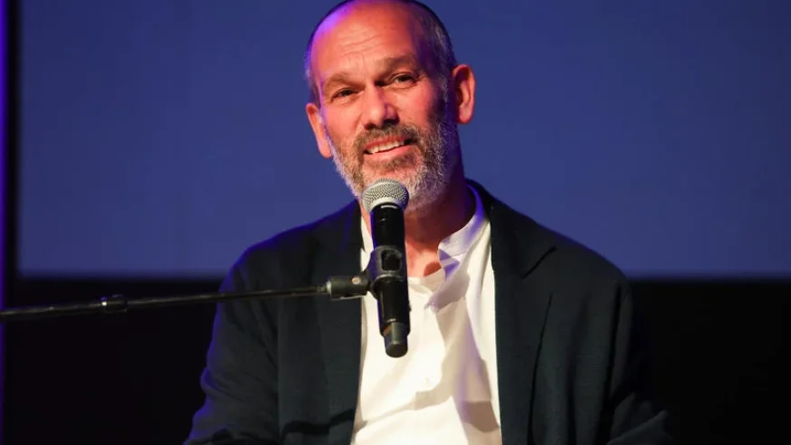 הדיווחים יצאו מכלל שליטה: אהרן רזאל עושה סדר במצבו של אחיו יונתן הדיווחים יצאו מכלל שליטה: אהרן רזאל עושה סדר במצבו של אחיו יונתן