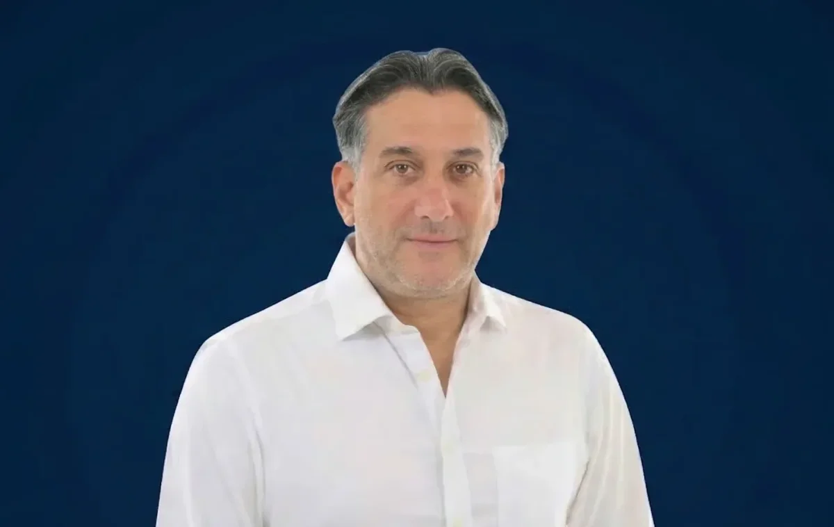 חיים ישראל בטור אישי: "היו לי שירים שכמעט לא הוצאתי" חיים ישראל בטור אישי: "היו לי שירים שכמעט לא הוצאתי"