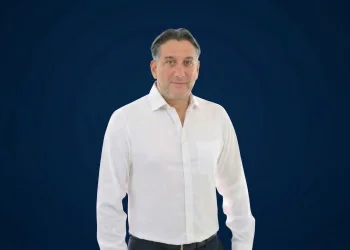 חיים ישראל בטור אישי: "היו לי שירים שכמעט לא הוצאתי"