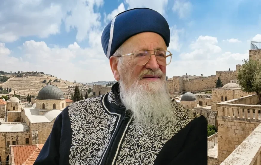 "אביהם של ישראל": כמה עובדות מרתקות על הרב מדרכי אליהו "אביהם של ישראל": כמה עובדות מרתקות על הרב מדרכי אליהו