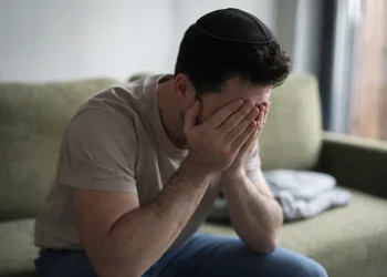 מרגישים לחוצים? 7 תרגילים פשוטים שיכולים לעזור לגוף להירגע מרגישים לחוצים? 7 תרגילים פשוטים שיכולים לעזור לגוף להירגע