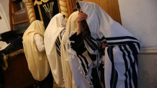 הרגע המרגש שהפך את "שמע ישראל" לסמל האמונה היהודית