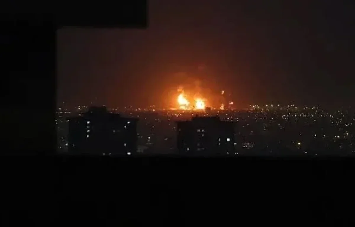 דרמה במפרץ: ארה"ב תקפה בעומק איראן, טראמפ מאיים דרמה במפרץ: ארה"ב תקפה בעומק איראן, טראמפ מאיים