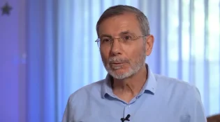 "ראיתי דמות שחורה בחדר": עבר מוות קליני ששינה את חייו | ראיון מטלטל
