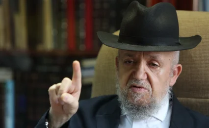 תיעוד: הרב מאזוז זצ"ל על טראמפ: "עשיר גדול ומנהיג חזק, אבל יש דבר חשוב יותר"