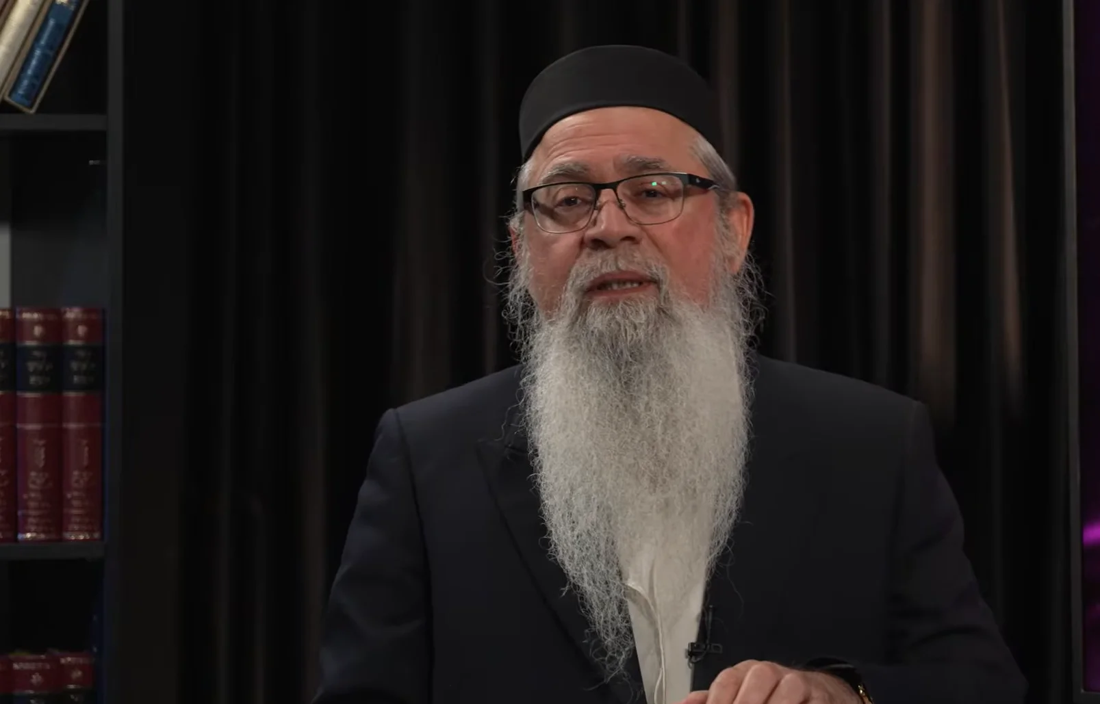 טראמפ מאיים על איראן: "נתקוף" | המקובל הרב יוסף ביטון