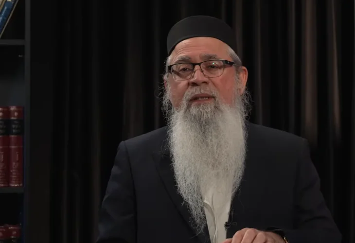  טראמפ מאיים על איראן: "נתקוף" | המקובל הרב יוסף ביטון