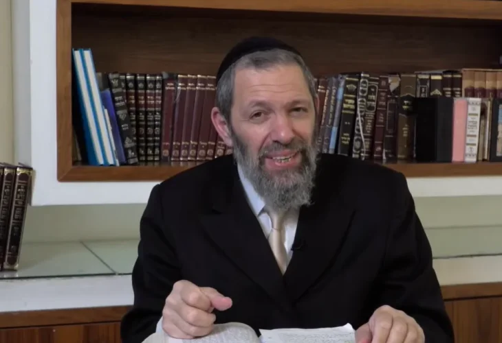 המזל תקוע? הסגולה מהזוהר הקדוש שפותחת שערי הצלחה