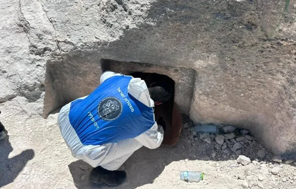 מנהרת טרור נחשפה סמוך לירושלים: שני חשודים נעצרו מנהרת טרור נחשפה סמוך לירושלים: שני חשודים נעצרו