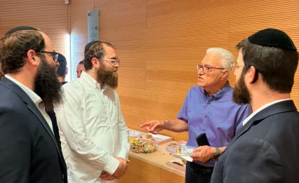 בונים את דור העתיד של הרפואה החרדית: עשרות משתתפים לקחו חלק בכנס "חרדים לרפואה"