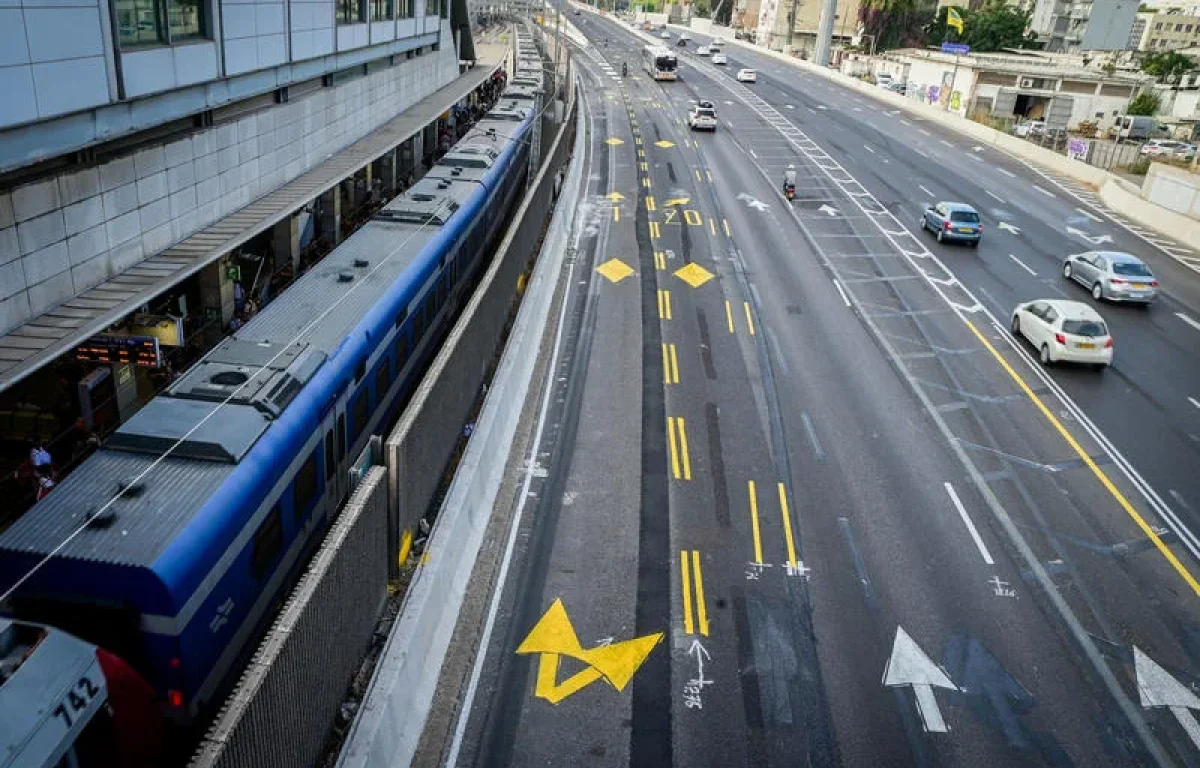 מהפכה בכבישים? כך משרד התחבורה מתכנן לעצור את הנהגים שמנצלים את הנתיב המהיר