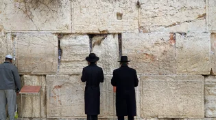 י"ז בתמוז חושף את האויב הגדול ביותר שלנו - והוא לא מי שאתם חושבים