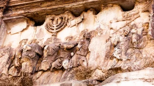 צום י"ז בתמוז 2026: כל ההלכות שחשוב להכיר אכילה, מקלחת, תפילין וגילוח