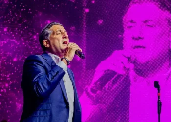 חיים ישראל: "כל יוצר מכיר את הרגע שבו צריך ללכת עם האמת שלו" חיים ישראל: "כל יוצר מכיר את הרגע שבו צריך ללכת עם האמת שלו"
