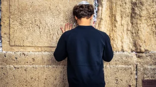 זמני יציאת צום י"ז בתמוז תשפ"ו: מתי מסתיים הצום ברחבי הארץ?