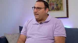 איבד את אשתו ובתו בתאונה הקטלנית, ובחר לחיות באמונה | סיפורו המטלטל של אפרים רימל