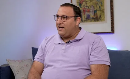 איבד את אשתו ובתו בתאונה הקטלנית, ובחר לחיות באמונה | סיפורו המטלטל של אפרים רימל
