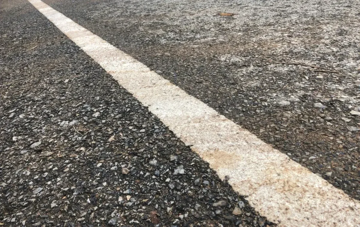 הקו שכולנו רואים בכל נסיעה: ההמצאה הפשוטה שמצילה מיליוני חיים בעולם הקו שכולנו רואים בכל נסיעה: ההמצאה הפשוטה שמצילה מיליוני חיים בעולם