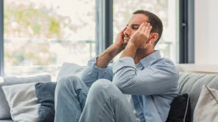 מרגישים שהמוח לא נותן לכם מנוחה? זו הסיבה - והדרך לצאת מזה