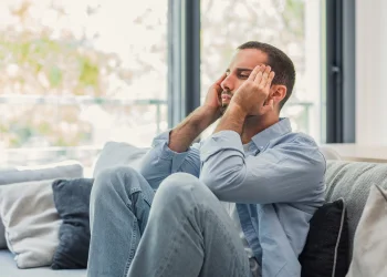 מרגישים שהמוח לא נותן לכם מנוחה? זו הסיבה - והדרך לצאת מזה מרגישים שהמוח לא נותן לכם מנוחה? זו הסיבה - והדרך לצאת מזה
