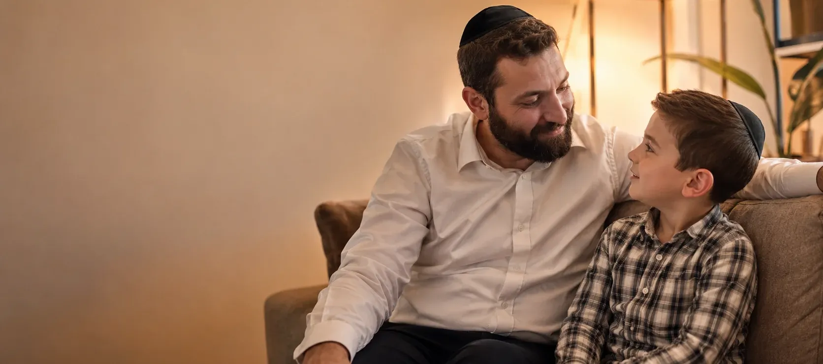 עצרו הכול: זה הדבר שהילדים שלכם באמת מחכים לקבל מכם