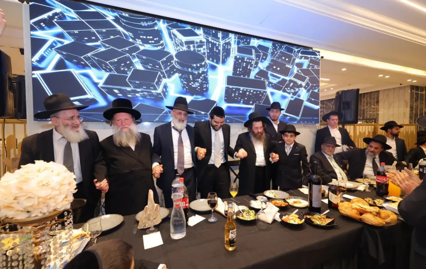 שמחת בר המצווה לבנו של ראש ישיבת "שלהבת התורה" הרב אבידן סנדרוסי שליט"א