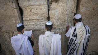 מה משתנה מראש חודש אב? המדריך ההלכתי שיעשה לכם סדר