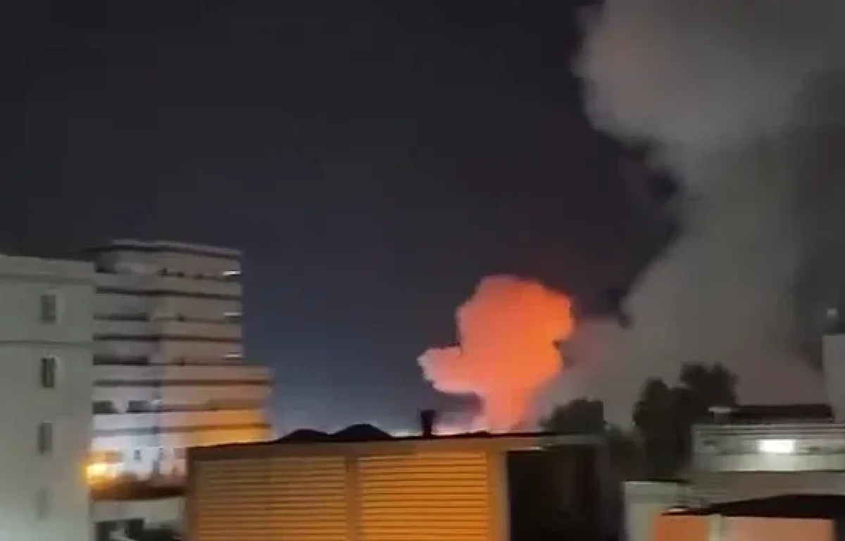 הלילה השמיני ברציפות: ארה"ב ממשיכה להכות באיראן, טהראן פתחה במתקפה על כווית הלילה השמיני ברציפות: ארה"ב ממשיכה להכות באיראן, טהראן פתחה במתקפה על כווית